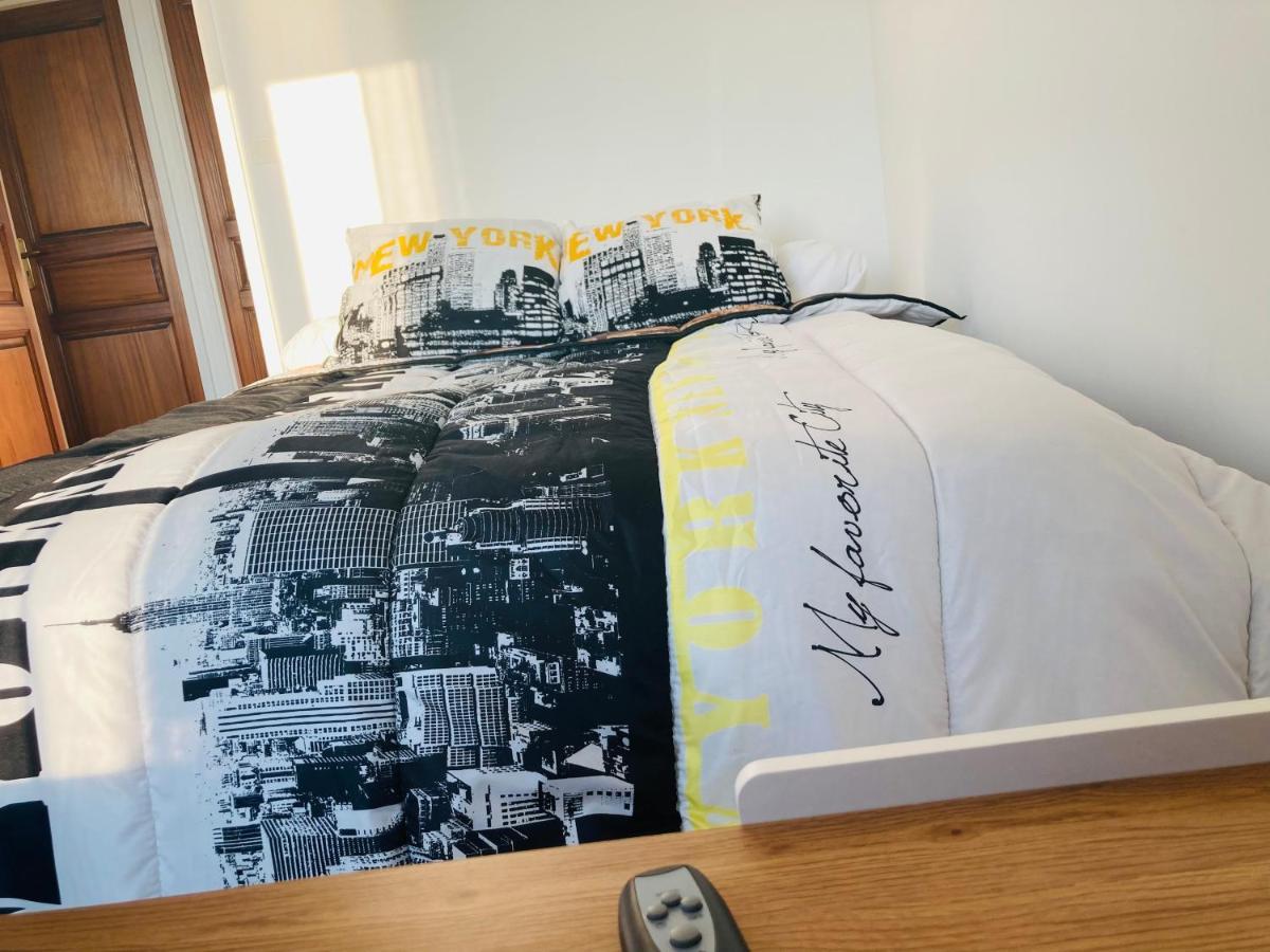 Location Chambre Avec Salle De Bain Et Partie Commune Sea View & Mountain View Renting 1 Of 3 Bedrooms With Shared Common Space 3 Bdrm Apt Not 1 Bdrm Plus Clime Ou Ac Бастия Екстериор снимка